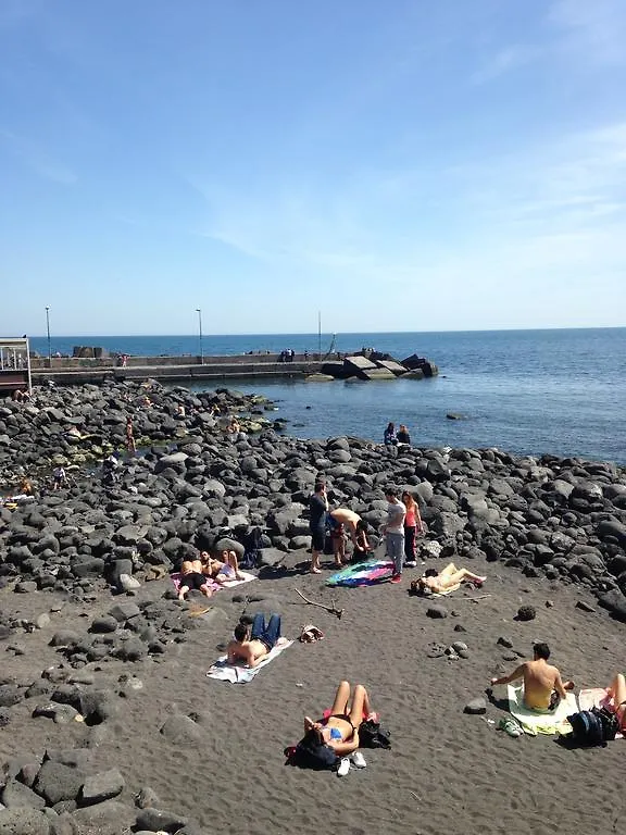 ***  Accatania Bed & Breakfast イタリア