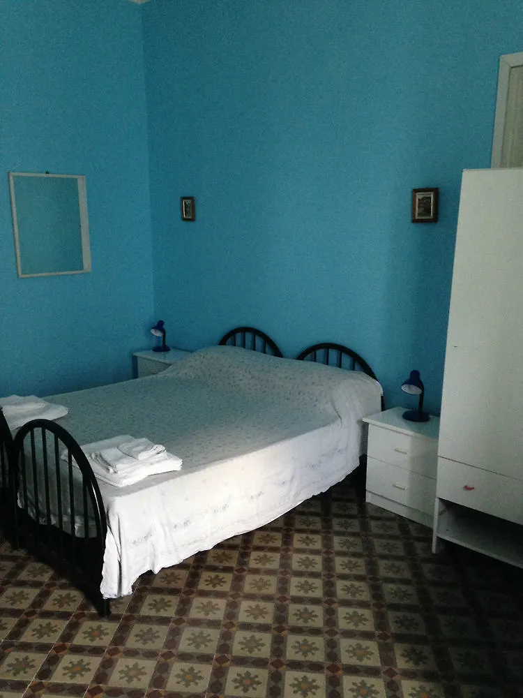 Accatania Bed & Breakfast 3*, カターニア